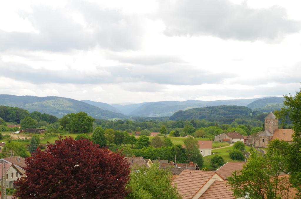 Gite Mentrel Champ-le-Duc Exterior foto